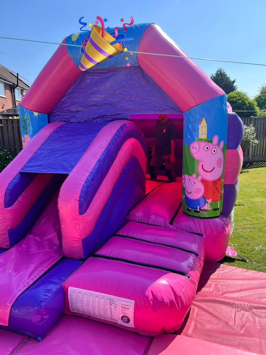 Combi Disco Castle Pink & Purple action shot 3